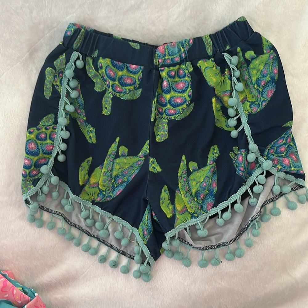 Simply Southern 3 pairs Pom Pom Shorts YL - Picture 2 of 8